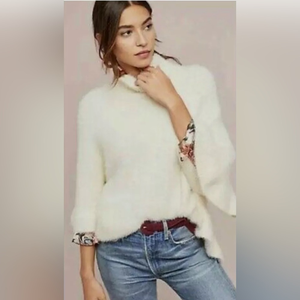ANTHROPOLOGIE AKEMI + KIN Falling Snow Ivory Eyelash Sweater Poncho One Size - Picture 1 of 11
